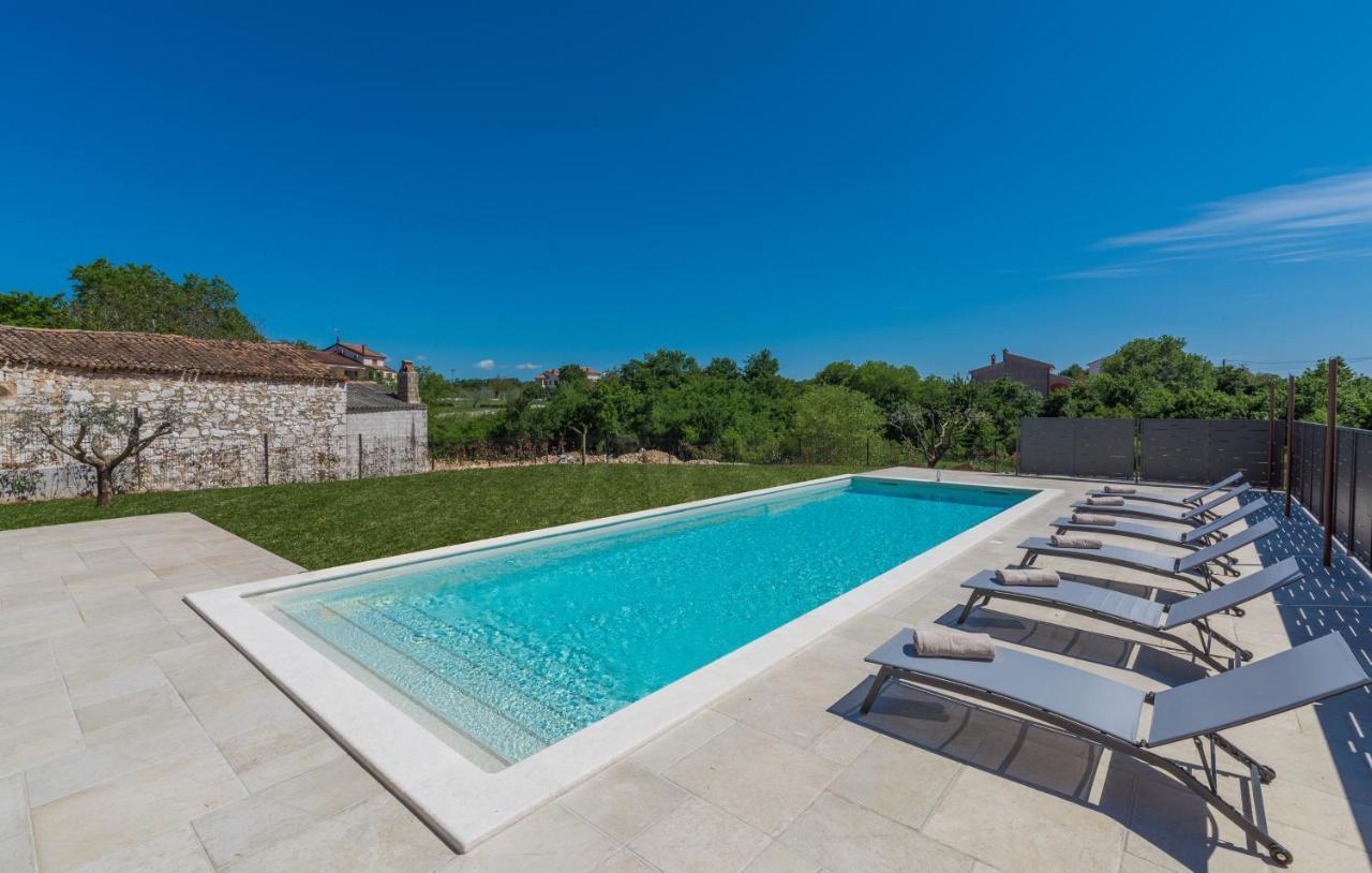 Villa Hizina Veleniki Porec Exterior photo