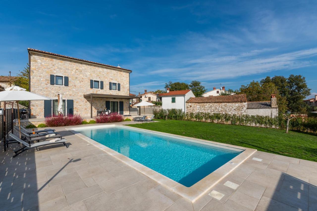 Villa Hizina Veleniki Porec Exterior photo