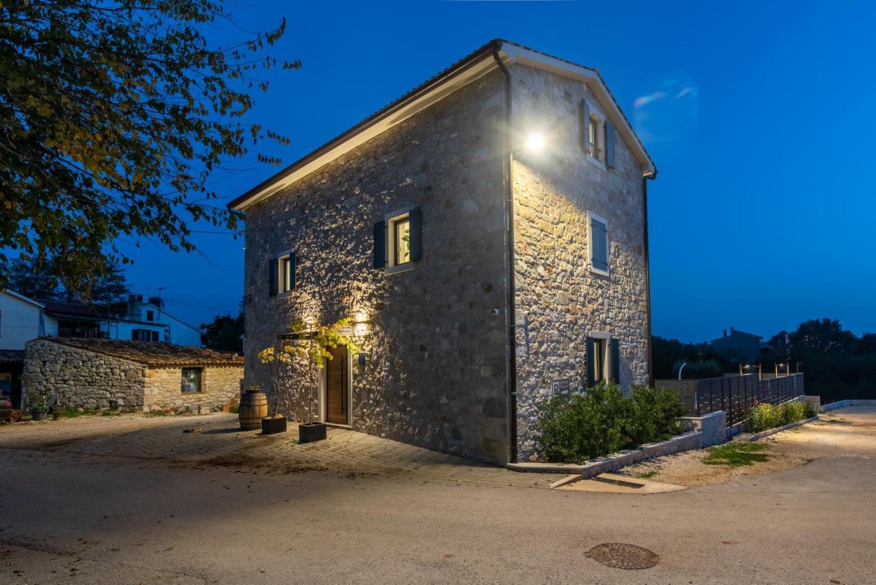 Villa Hizina Veleniki Porec Exterior photo