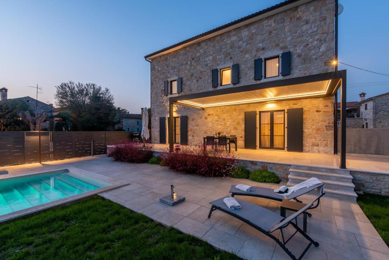 Villa Hizina Veleniki Porec Exterior photo